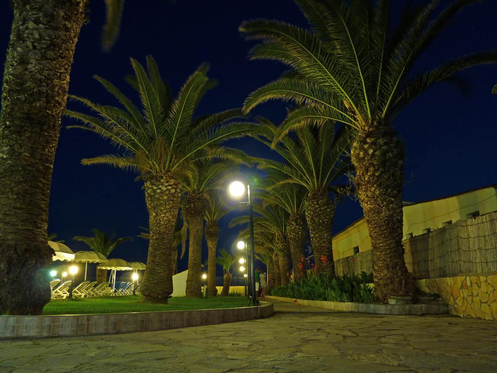 Golden Sands Hotel Agios Georgios  Esterno foto
